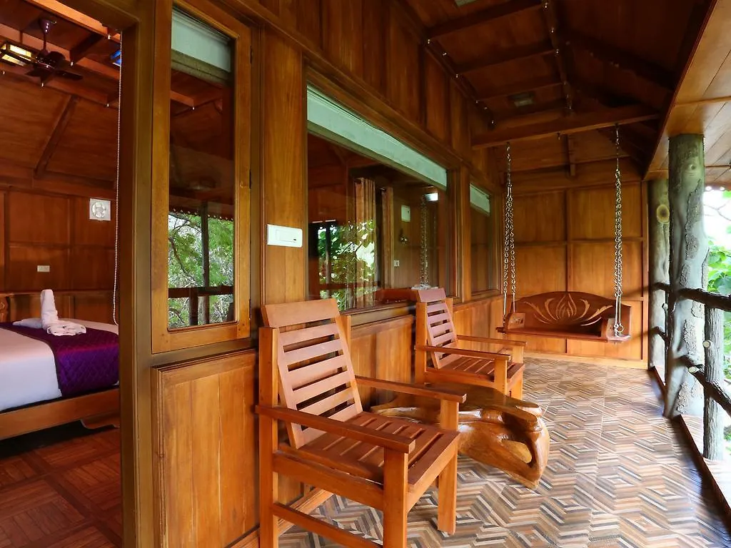 فندق مبيت وإفطار تيكَدِيْ Rangerwood Machan Jungle Tree House