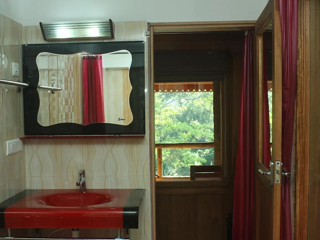 **** فندق مبيت وإفطار تيكَدِيْ Rangerwood Machan Jungle Tree House الهند